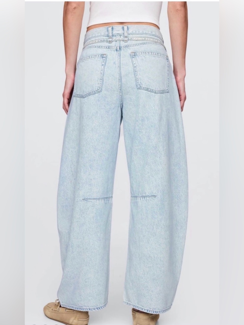 Gap Horseshoe High Rise Jeans Ultrasoft Denim Light Acid Wash Size 4R / 27 EUC - Picture 2 of 7
